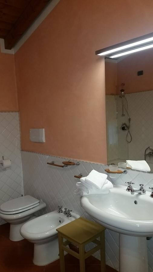 فيلا Agrigturismo Monte Cicogna Moniga del Garda المظهر الخارجي الصورة